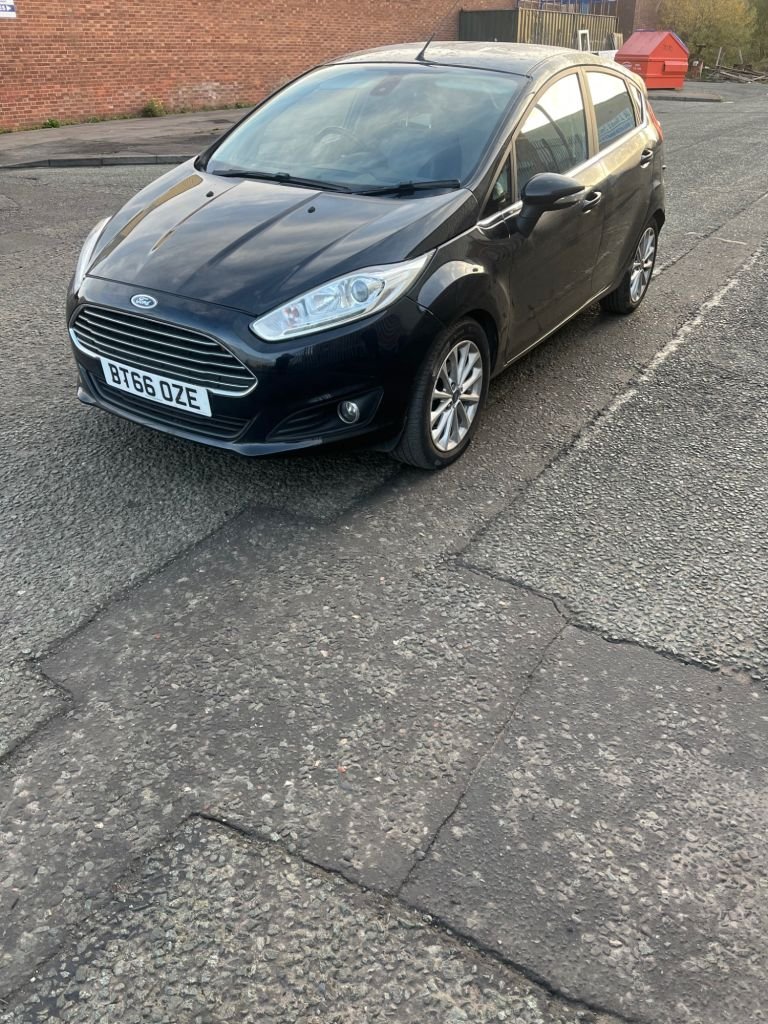 Used Ford Fiesta 2017 for sale - 76527220: Photo 2