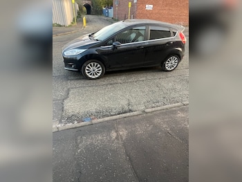 Used Ford Fiesta 2017 for sale - 76527220: Photo