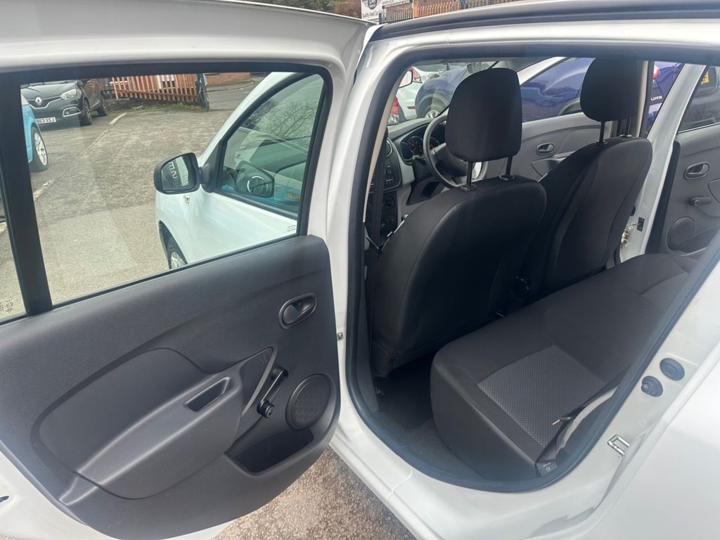 Used Dacia Sandero 2013 for sale - 77806173: Photo 16