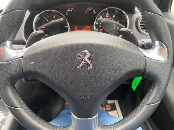 Used Peugeot 3008 2014 for sale - 76210342: Photo 22