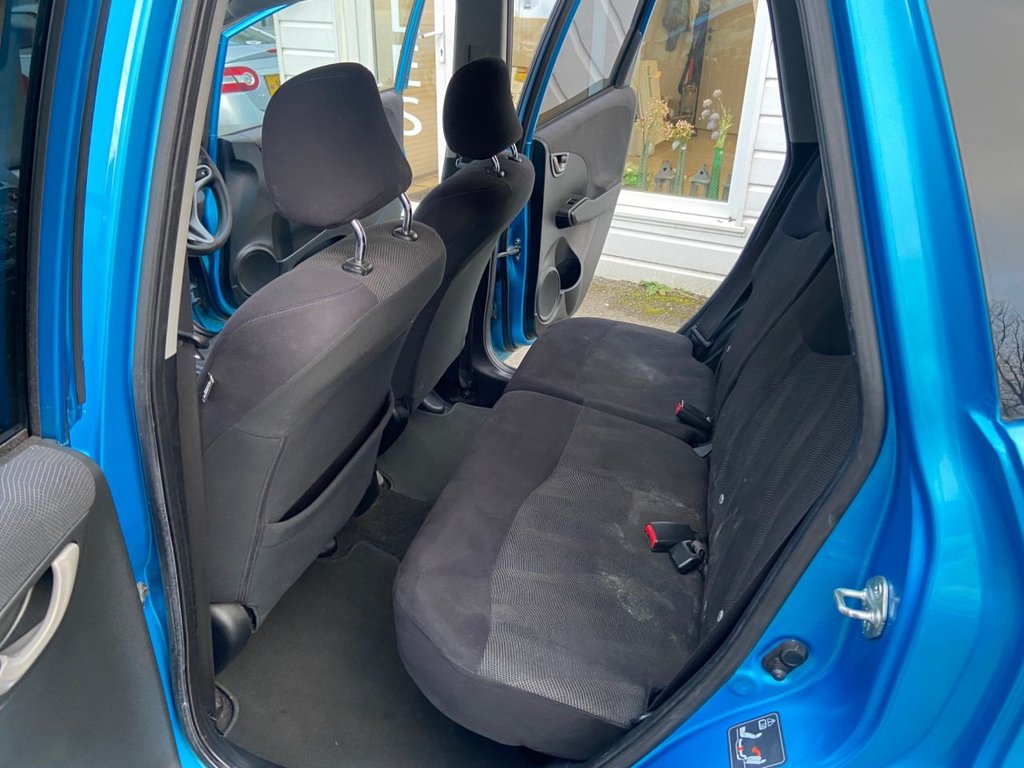 Used Honda Jazz 2010 for sale - 77056328: Photo 12