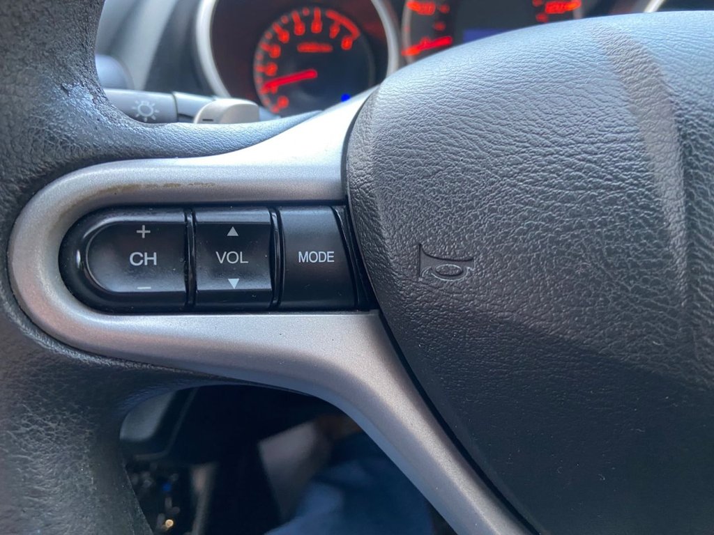 Used Honda Jazz 2010 for sale - 77056328: Photo 18