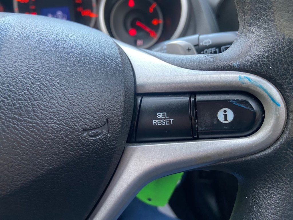 Used Honda Jazz 2010 for sale - 77056328: Photo 19