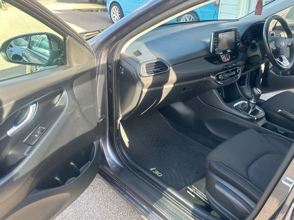 Used Hyundai i30 2017 for sale - 78044219: Photo 14