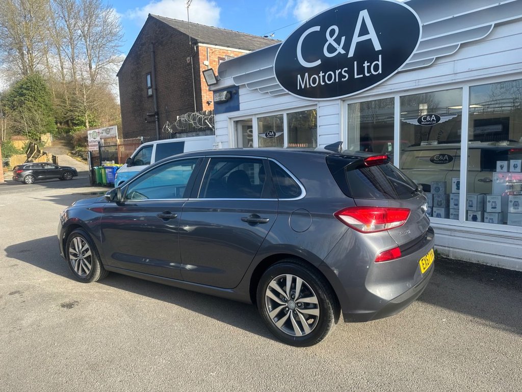 Used Hyundai i30 2017 for sale - 78044219: Photo 5