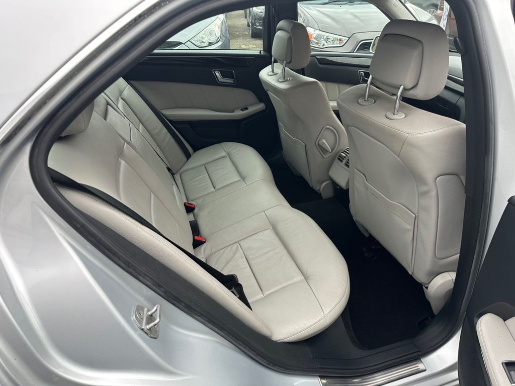 Used Mercedes-Benz E Class 2010 for sale - 76509893: Photo 11