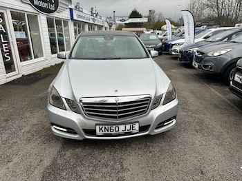Used Mercedes-Benz E Class 2010 for sale - 76509893: Photo