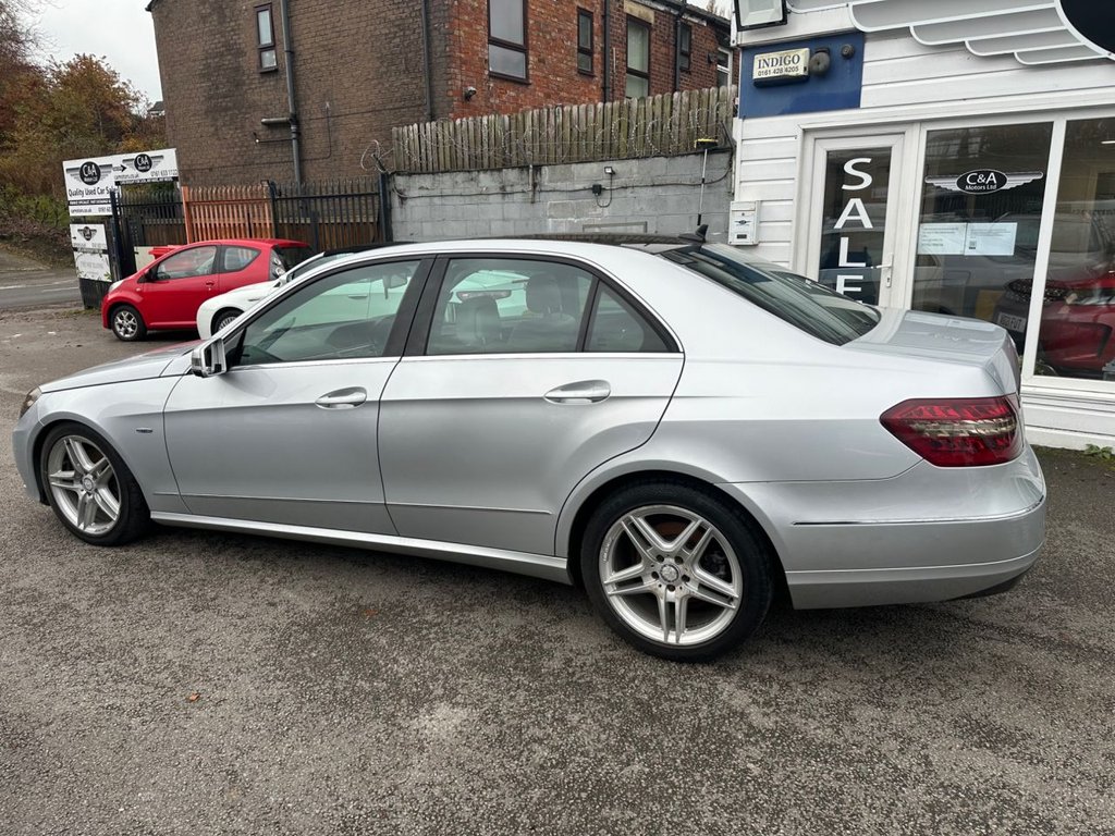 Used Mercedes-Benz E Class 2010 for sale - 76509893: Photo 4