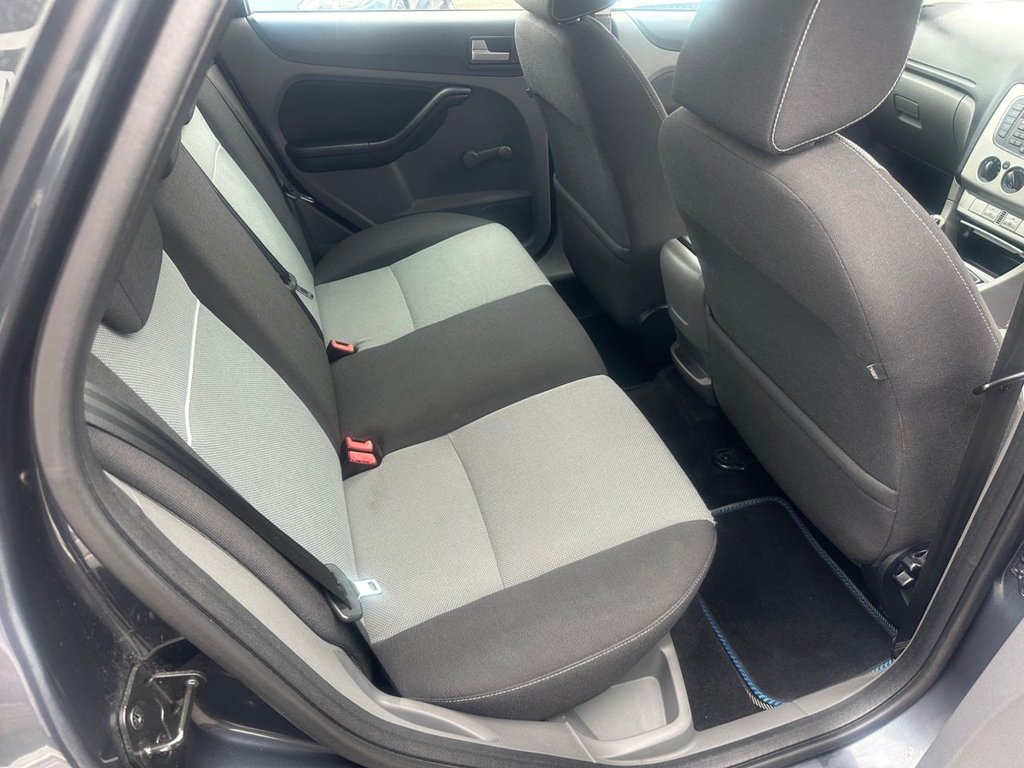 Used Ford Focus 2010 for sale - 77806175: Photo 10