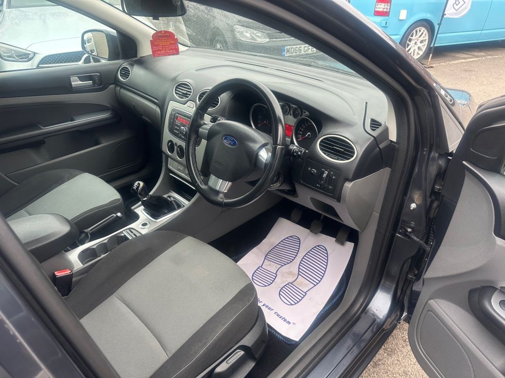 Used Ford Focus 2010 for sale - 77806175: Photo 16