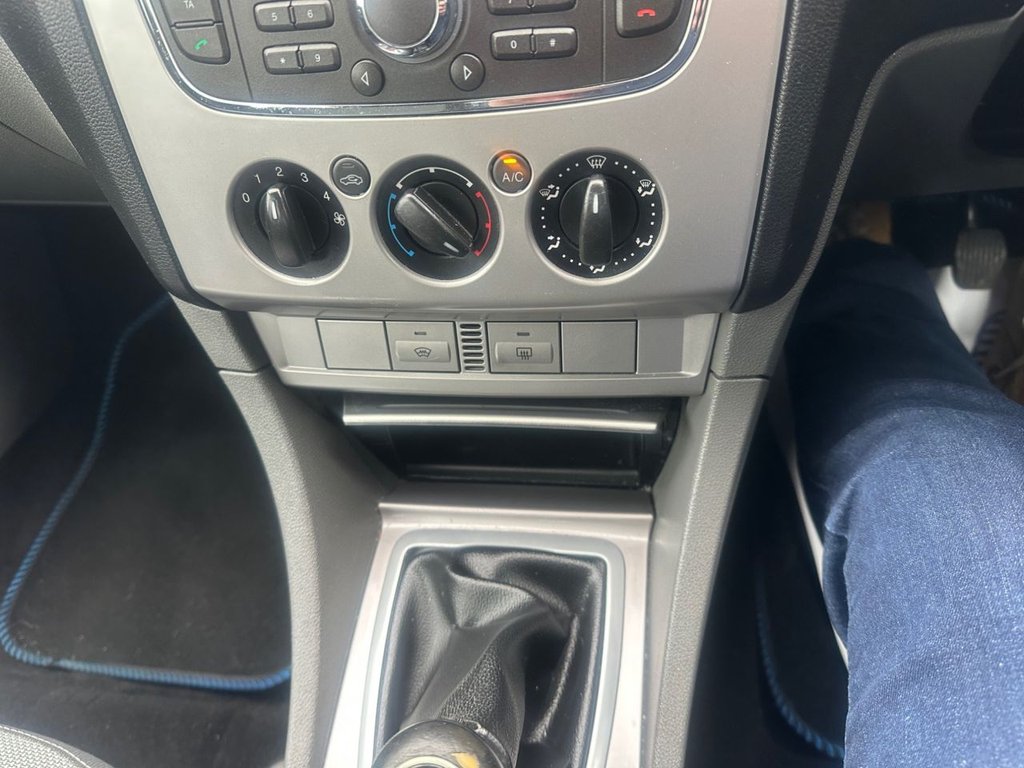 Used Ford Focus 2010 for sale - 77806175: Photo 20