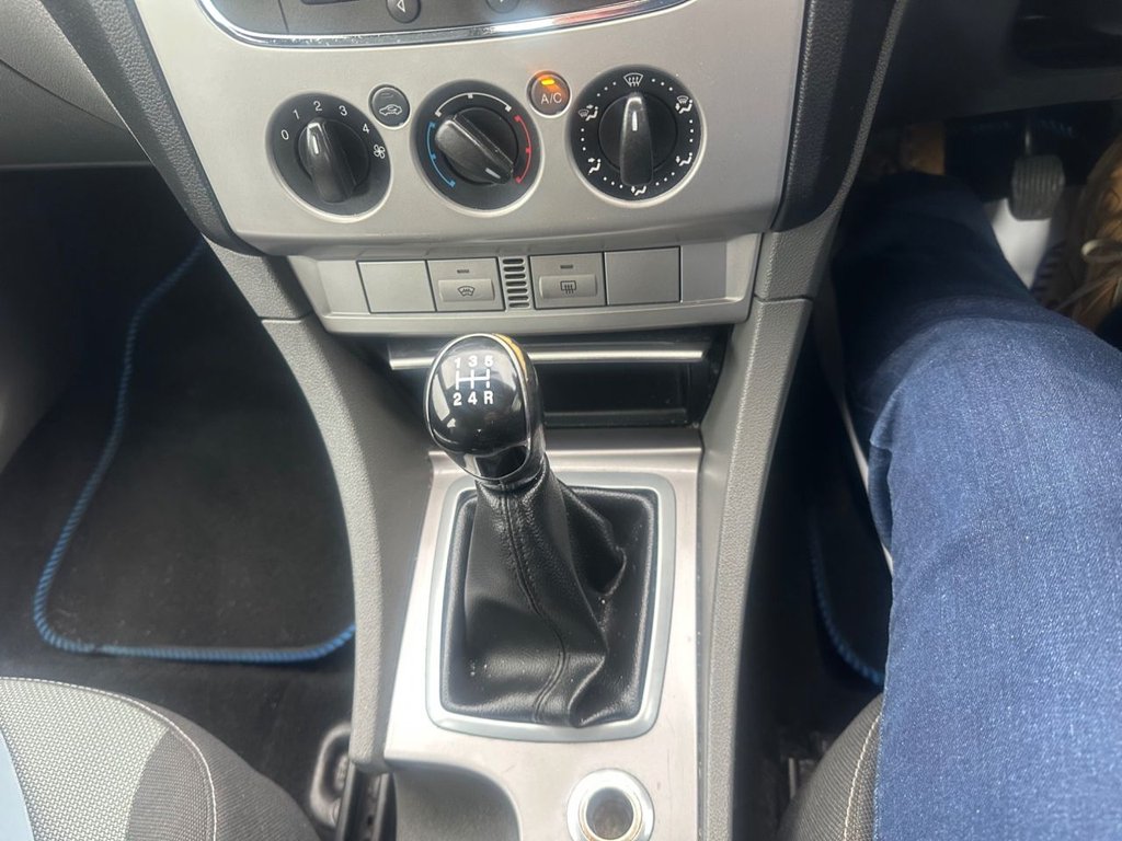 Used Ford Focus 2010 for sale - 77806175: Photo 21