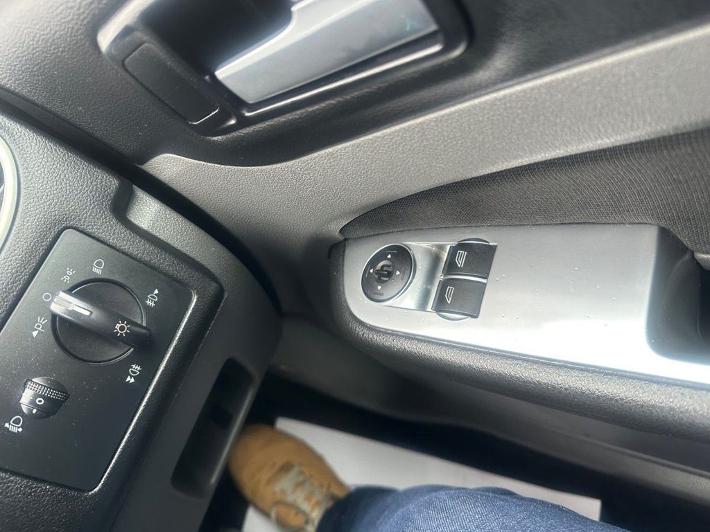 Used Ford Focus 2010 for sale - 77806175: Photo 22