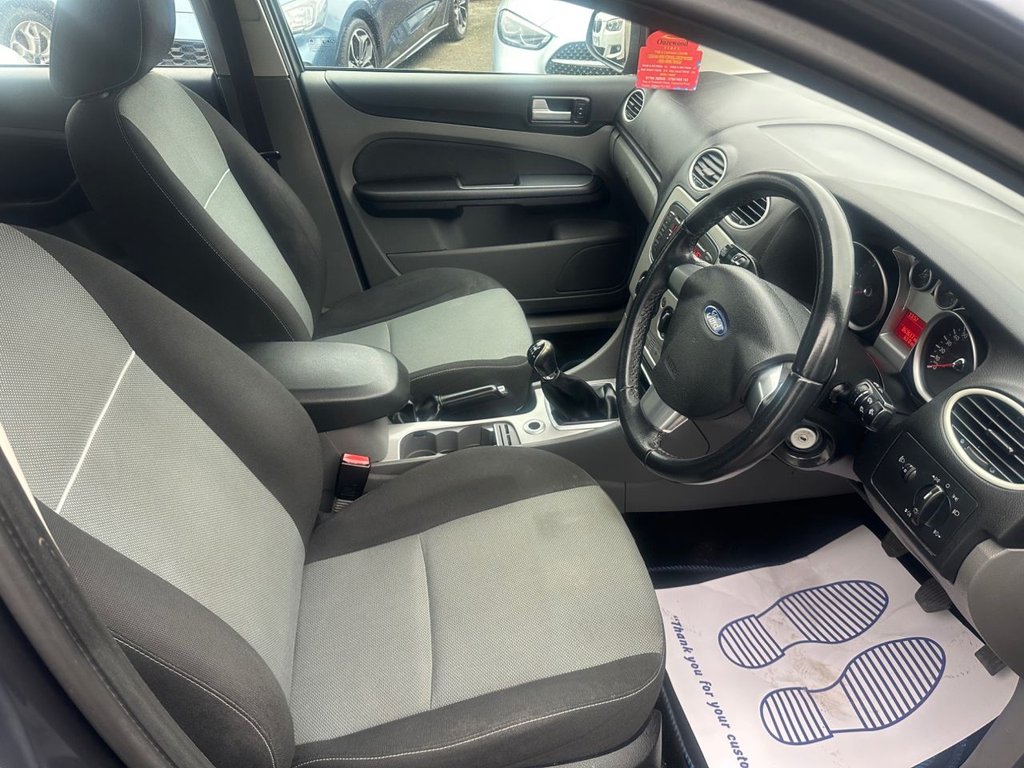 Used Ford Focus 2010 for sale - 77806175: Photo 9