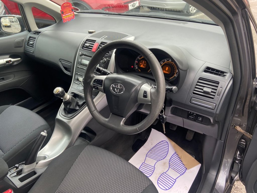 Used Toyota Auris 2010 for sale - 76203061: Photo 15