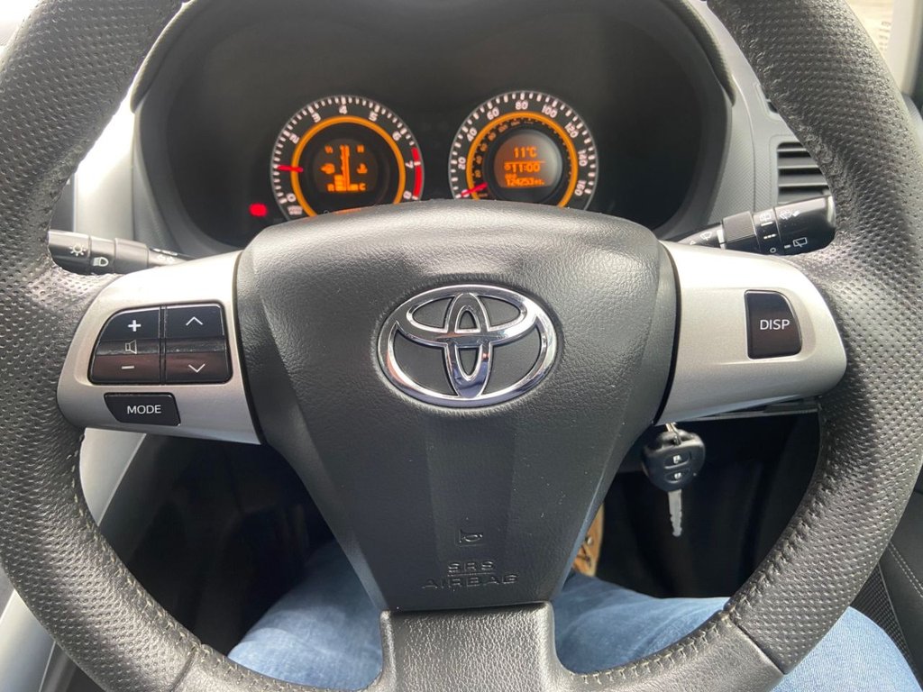 Used Toyota Auris 2010 for sale - 76203061: Photo 16