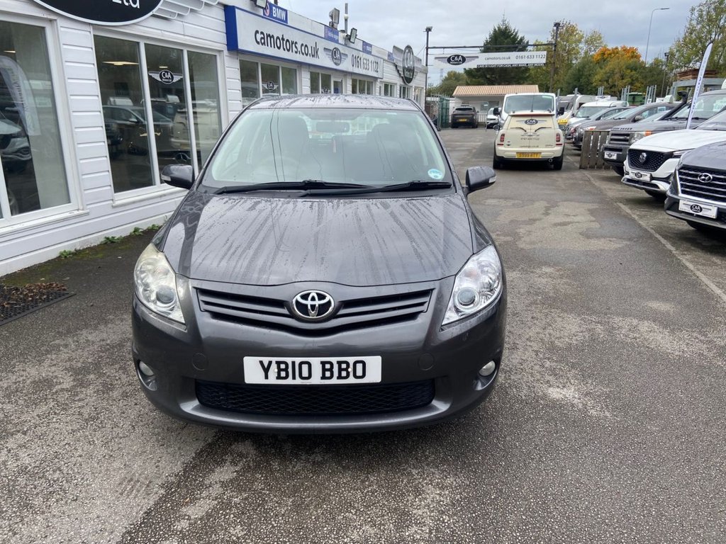 Used Toyota Auris 2010 for sale - 76203061: Photo 2