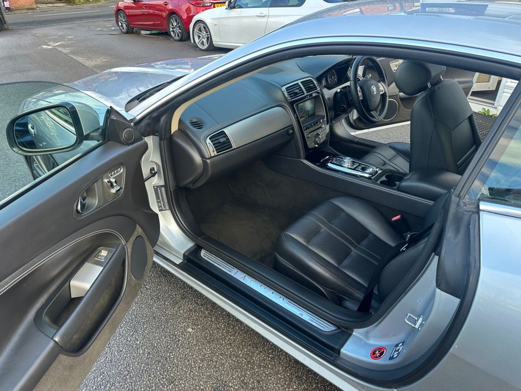 Used Jaguar XK 2010 for sale - 77706201: Photo 14