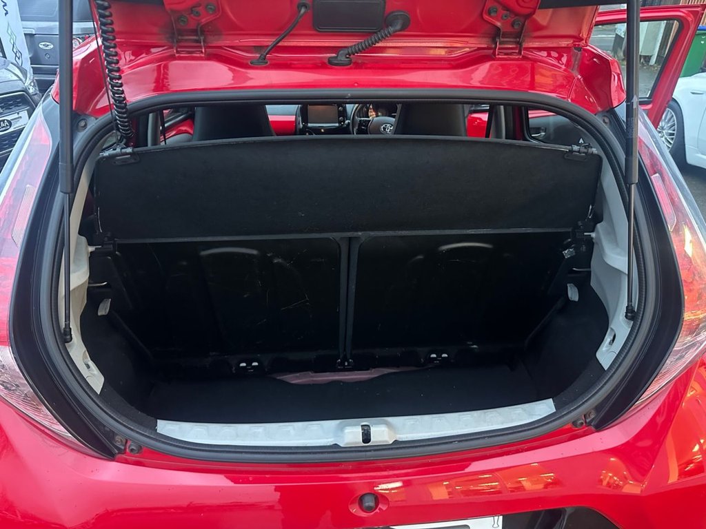 Used Toyota AYGO 2015 for sale - 76470416: Photo 19