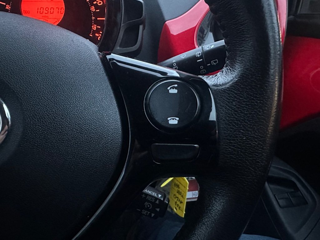 Used Toyota AYGO 2015 for sale - 76470416: Photo 22