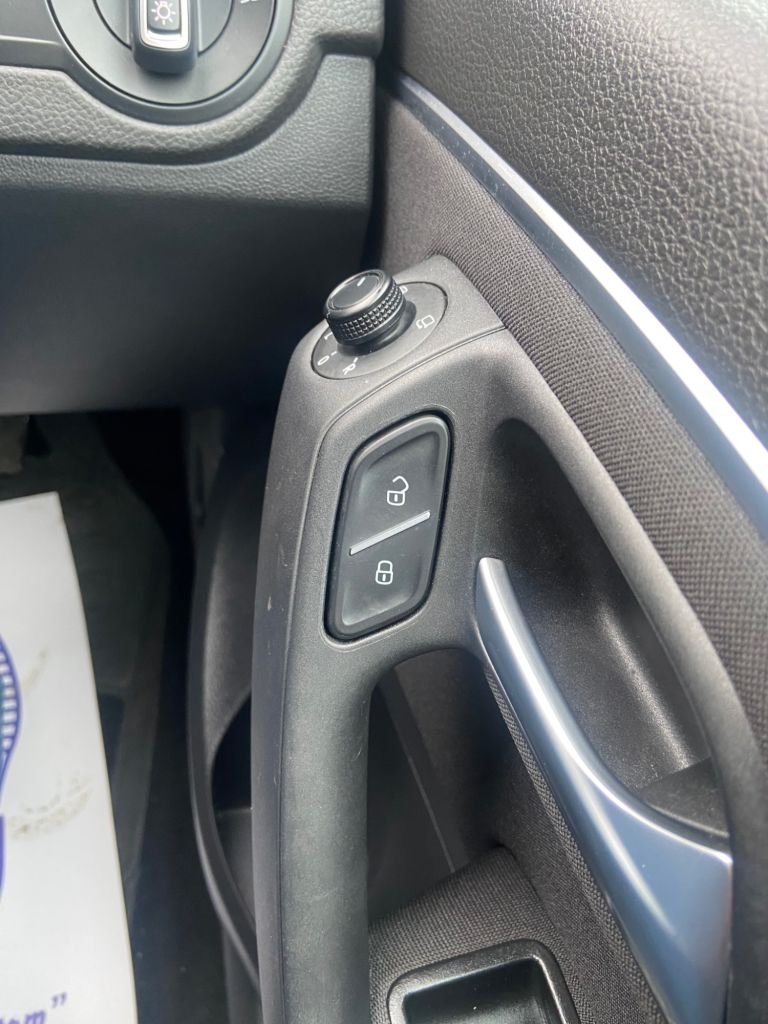 Used Volkswagen Polo 2017 for sale - 77399794: Photo 27