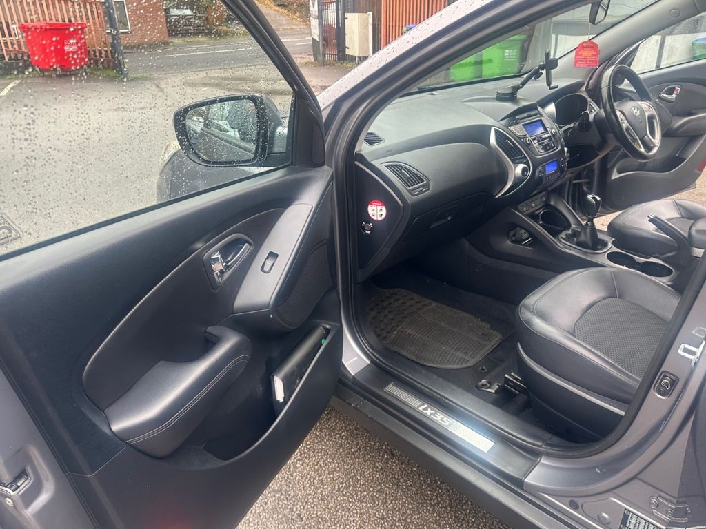 Used Hyundai Ix35 2012 for sale - 76454149: Photo 14