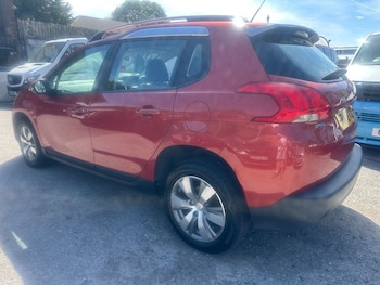 Used Peugeot 2008 2016 for sale - 79482419: Photo