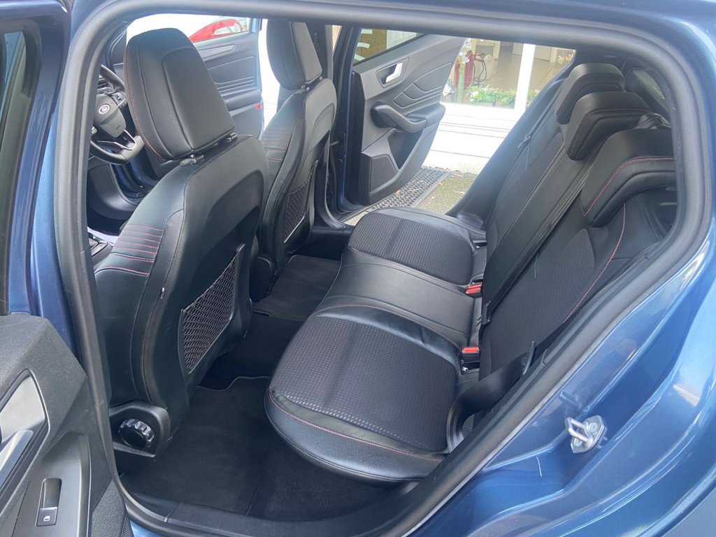 Used Ford Focus 2019 for sale - 76910227: Photo 14
