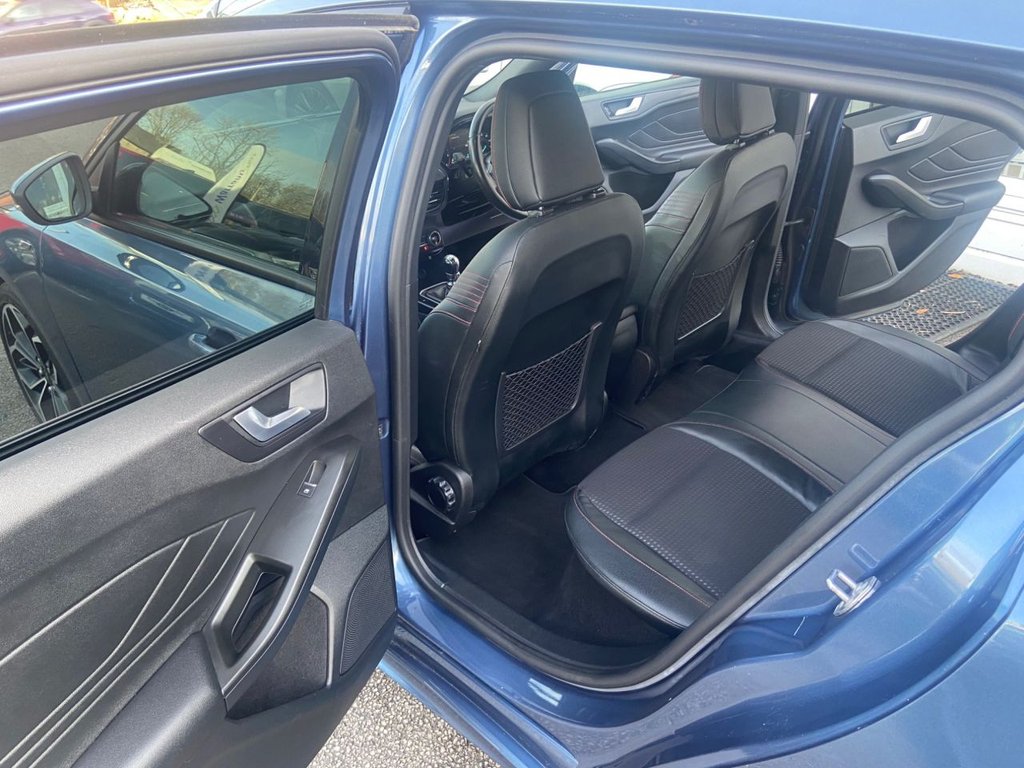 Used Ford Focus 2019 for sale - 76910227: Photo 16