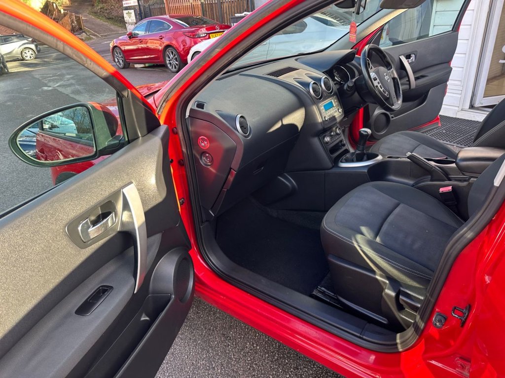 Used Nissan Qashqai 2011 for sale - 77706141: Photo 15