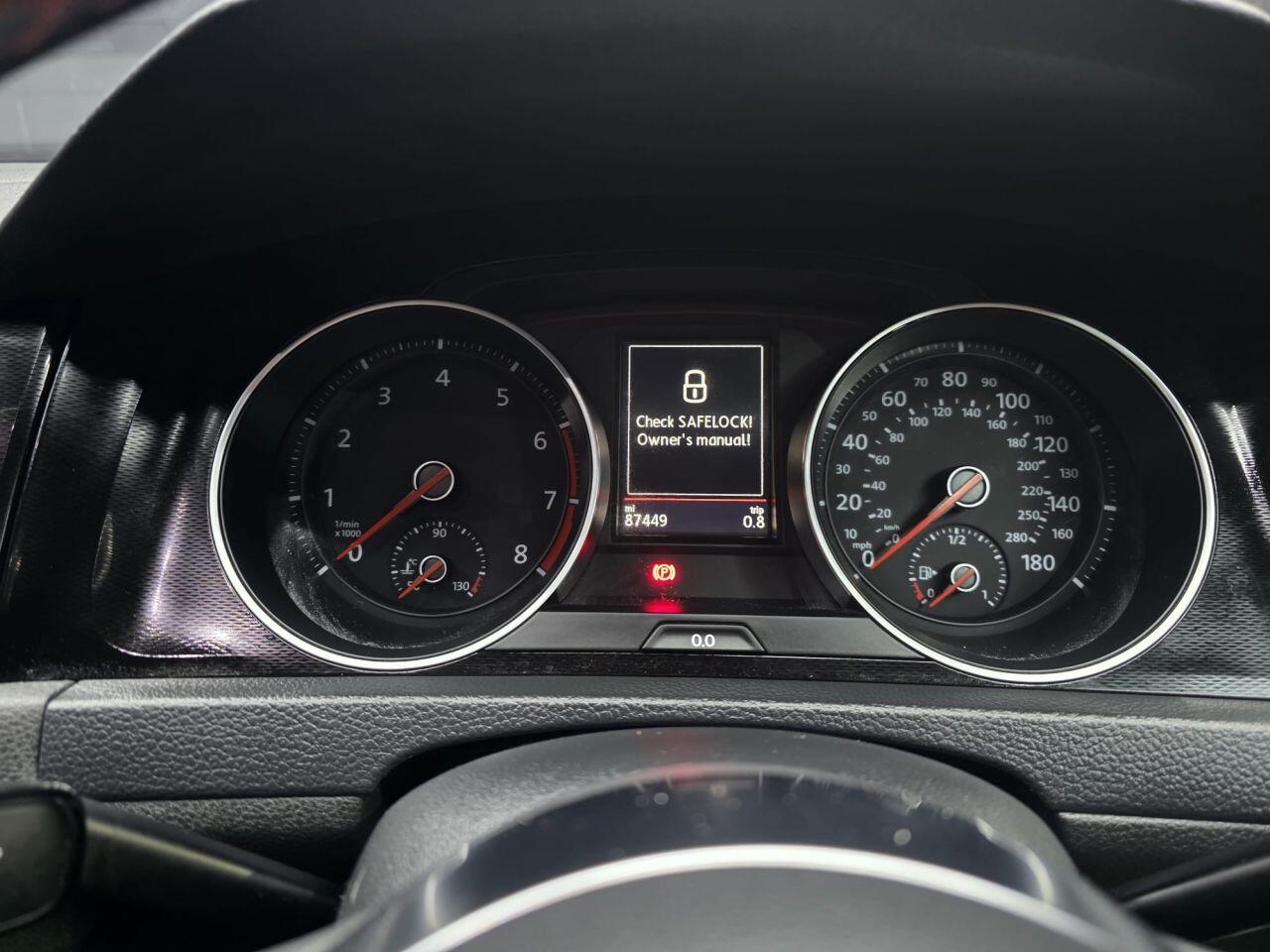 Used Volkswagen Golf 2016 for sale - 78073156: Photo 11