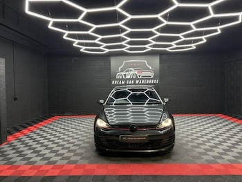 Used Volkswagen Golf 2016 for sale - 78073156: Photo