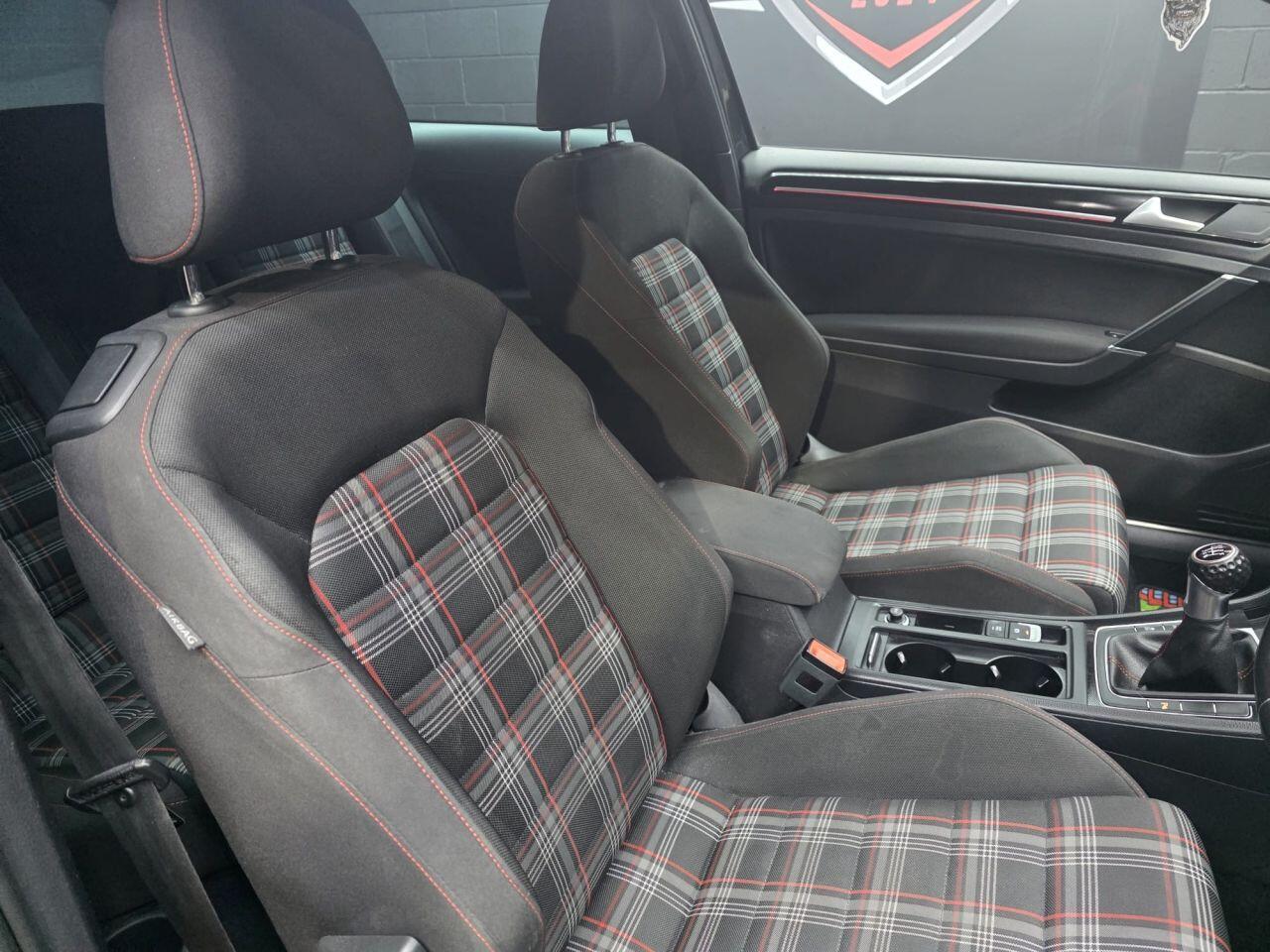 Used Volkswagen Golf 2016 for sale - 78073156: Photo 8