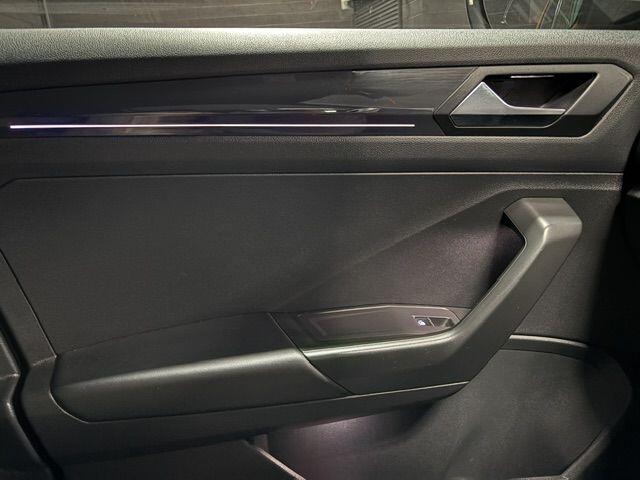 Used Volkswagen T-Roc for sale - 78035151: Photo 24