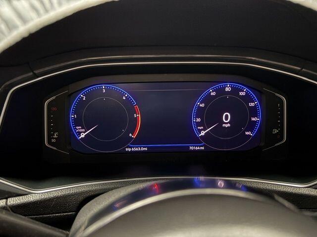 Used Volkswagen T-Roc for sale - 78035151: Photo 35