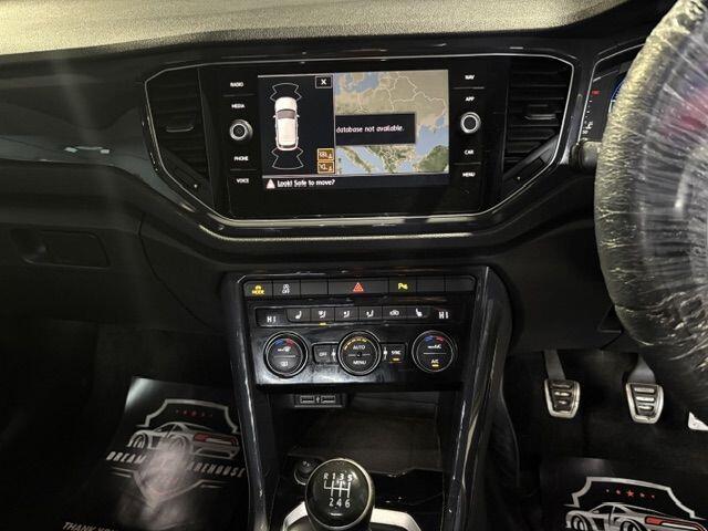 Used Volkswagen T-Roc for sale - 78035151: Photo 9