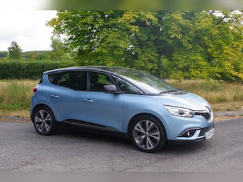 Used Renault Scenic 2017 for sale - 79713294: Photo