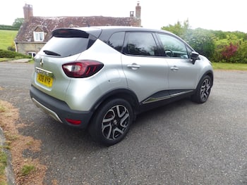 Used Renault Captur 2018 for sale - 79713297: Photo