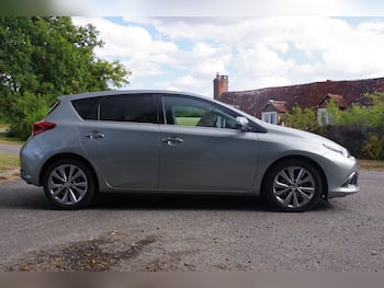 Used Toyota Auris 2017 for sale - 79713306: Photo