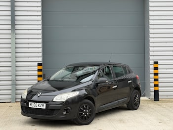 Used Renault Megane 2010 for sale - 77323928: Photo