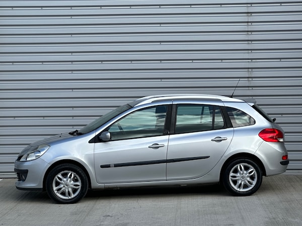 Used Renault Clio 2009 for sale - 76170822: Photo 6