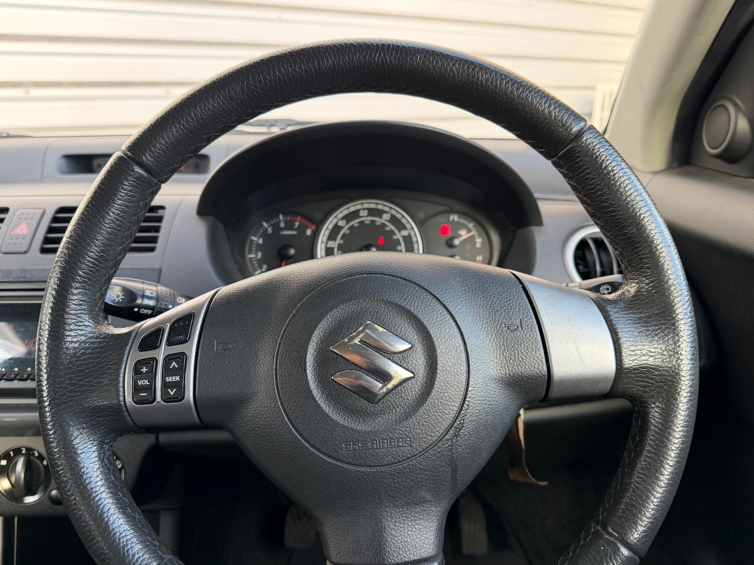 Used Suzuki Swift 2009 for sale - 77261207: Photo 11