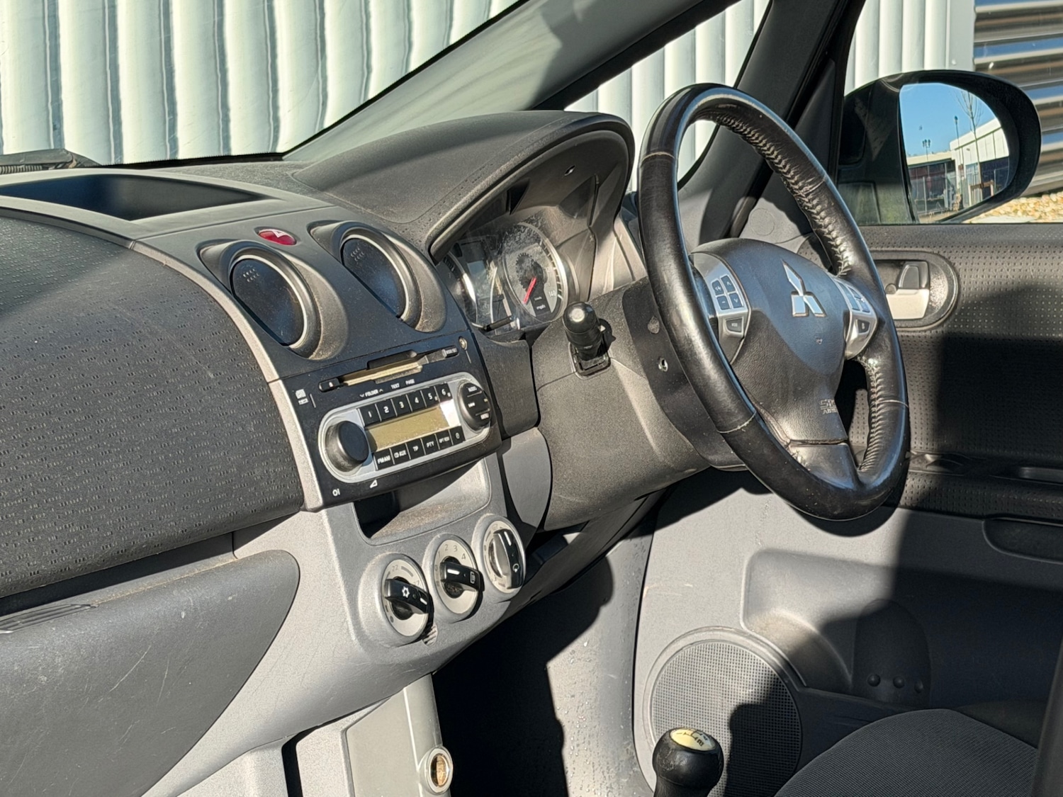 Used Mitsubishi Colt 2011 for sale - 77918236: Photo 9