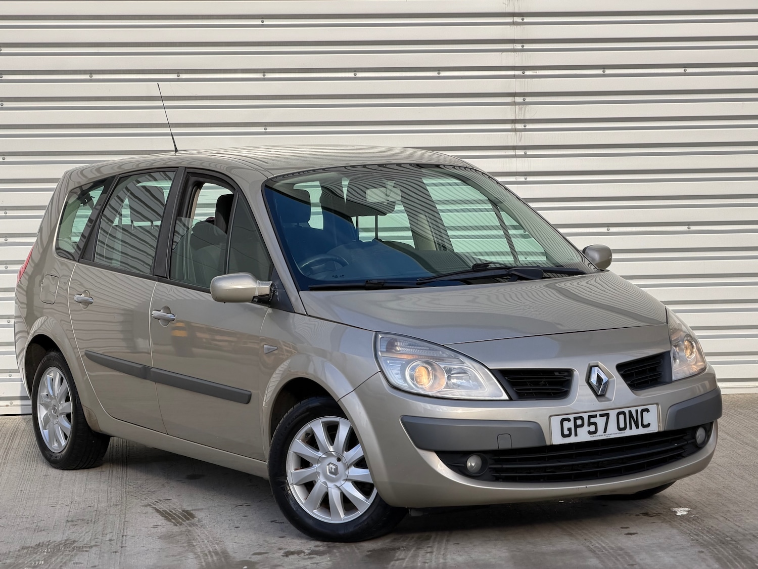 Used Renault Grand Scenic 2008 for sale - 76905479: Photo 1