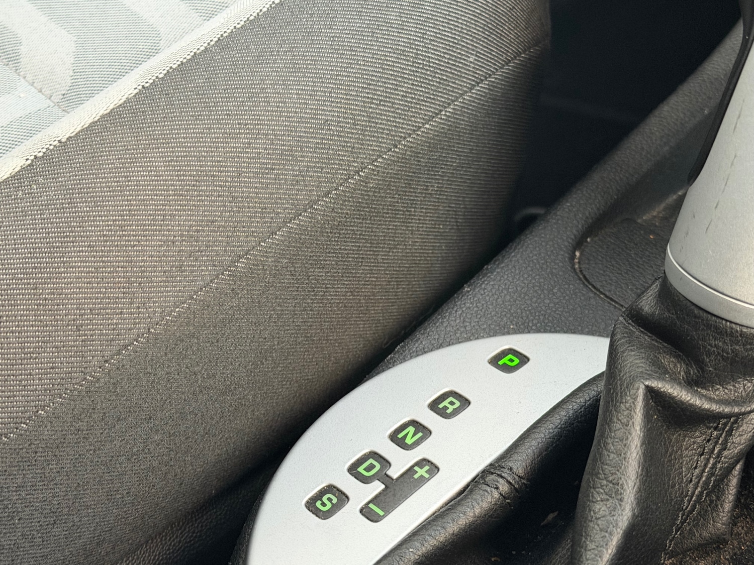 Used Skoda Fabia 2010 for sale - 77173539: Photo 14