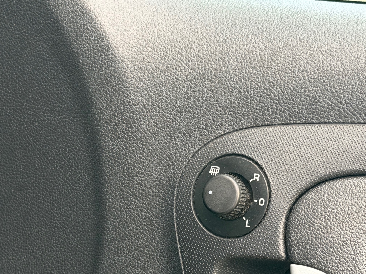 Used Skoda Fabia 2010 for sale - 77173539: Photo 15