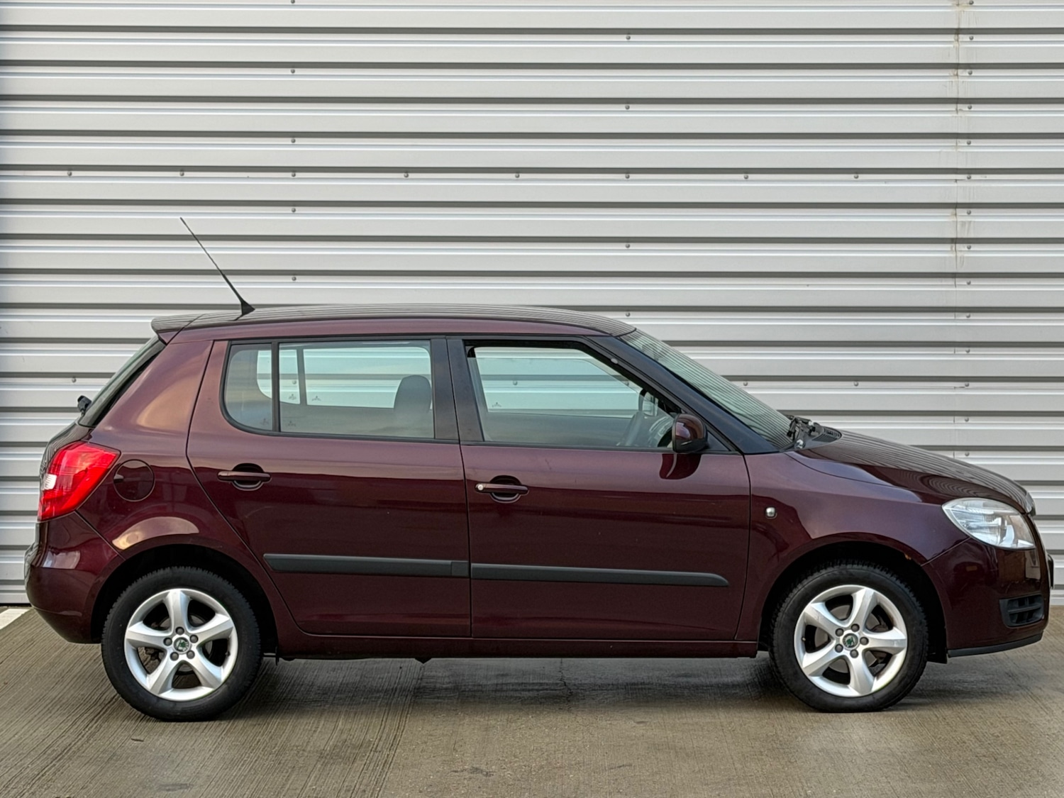 Used Skoda Fabia 2010 for sale - 77173539: Photo 5
