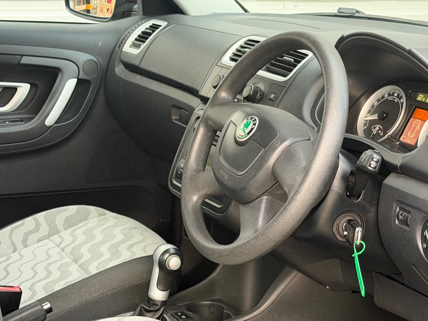 Used Skoda Fabia 2010 for sale - 77173539: Photo 7