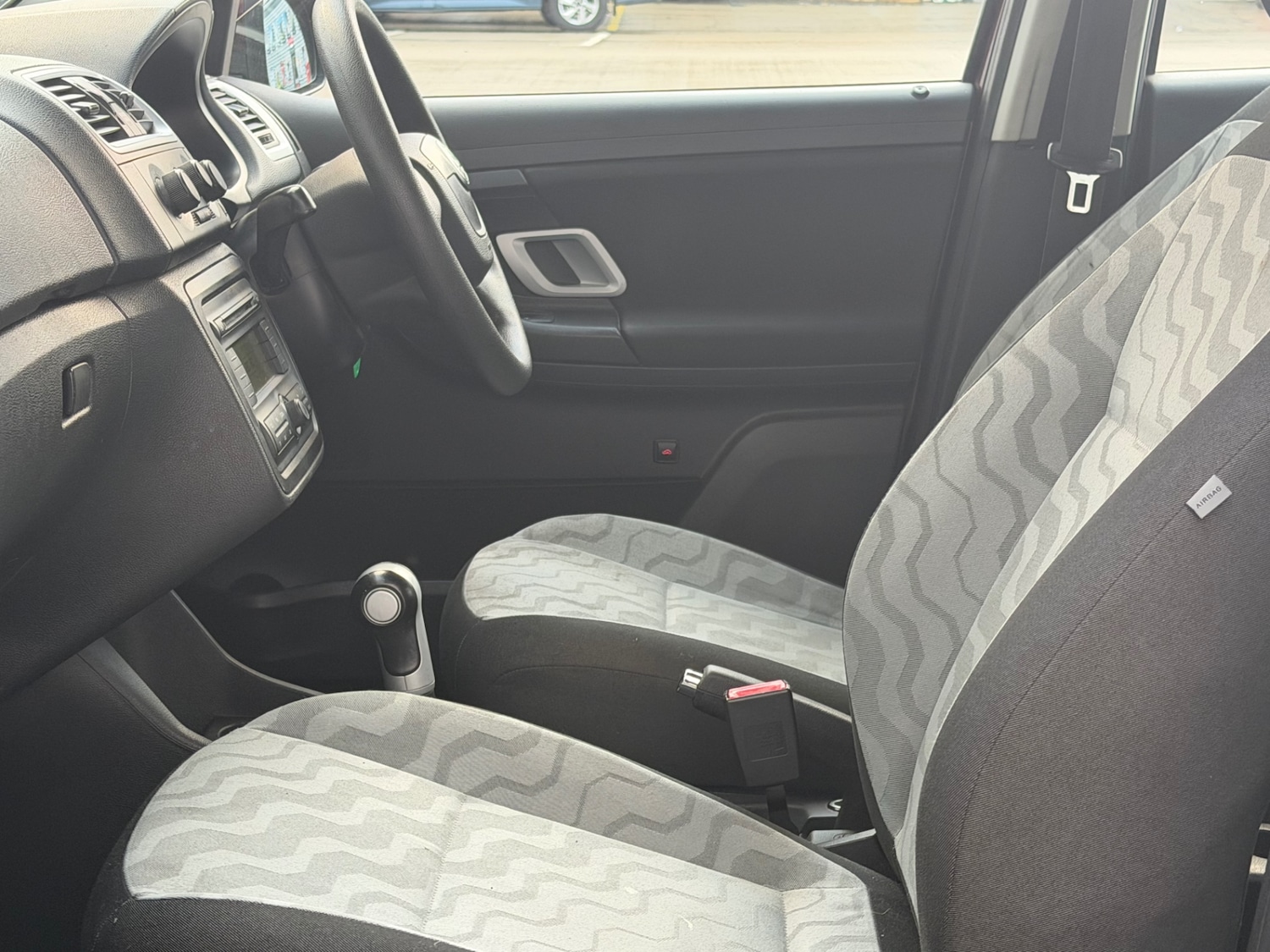 Used Skoda Fabia 2010 for sale - 77173539: Photo 9