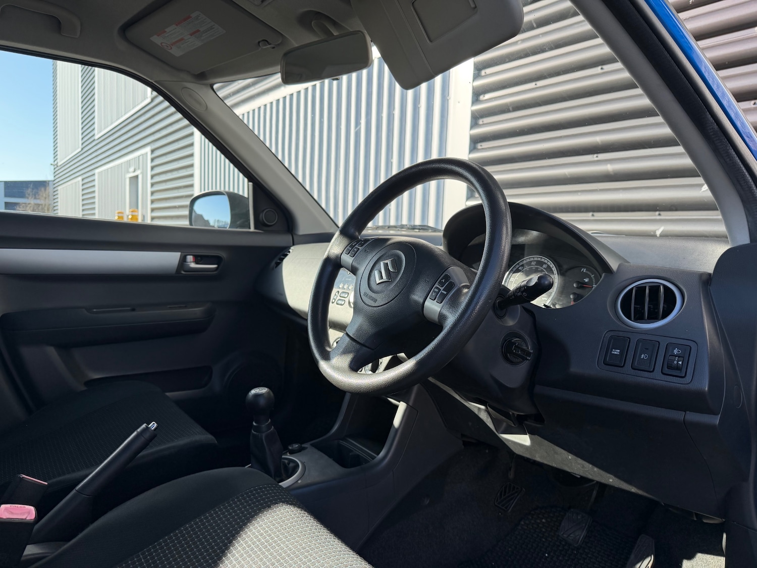 Used Suzuki Swift 2006 for sale - 77917836: Photo 6